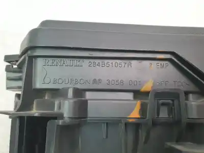 Pezzo di ricambio per auto di seconda mano scatola relè/fusibili per renault megane iv fastback (b9a/m/n_) 1.3 tce 140 (b9nb) riferimenti oem iam 284b51057r  252361855r