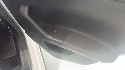 Pezzo di ricambio per auto di seconda mano comando alzacristalli posteriori destro per volkswagen taigo taigo riferimenti oem iam 5g0959855k
