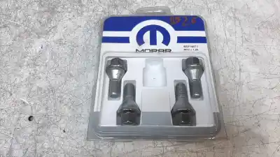 Peça sobressalente para automóvel em segunda mão jogo de parafusos de roda por jeep compass ii 1.6 m-jet cat 120 cv / 88 kw referências oem iam 82214871
