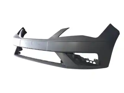 Автозапчасти б/у передний бампер за seat leon (5f1) * ссылки oem iam 5f0807221rgru 107213608 , st4281001 , 902111a 107213608