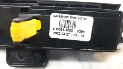 Second-hand car spare part hazard warning lights for kia stonic (yb) 1.0 t-gdi eco-dynamics+ oem iam references 93790h8011  