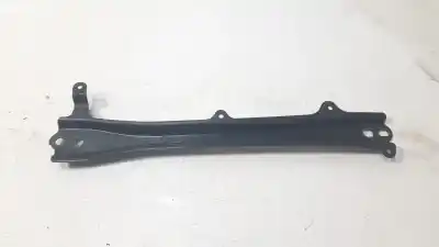 Pezzo di ricambio per auto di seconda mano traversa inferiore per toyota corolla (e21) hybrid active riferimenti oem iam 5110702190  