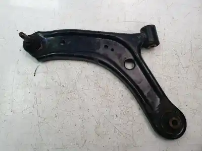 Pezzo di ricambio per auto di seconda mano braccio di sospensione anteriore sinistro inferiore per suzuki vitara (ly) 1.6 ddis (apk 416d) riferimenti oem iam 4520261m00000