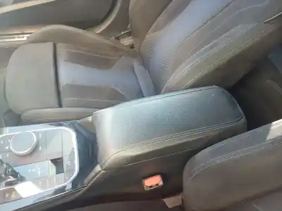 Pezzo di ricambio per auto di seconda mano bracciolo centrale per bmw 1 (f40) 118 d riferimenti oem iam 51169460090