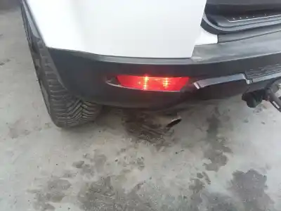 Peça sobressalente para automóvel em segunda mão farolim nevoeiro traseiro esquerdo por land rover range rover evoque (l538) 2.0 4x4 referências oem iam lr088532