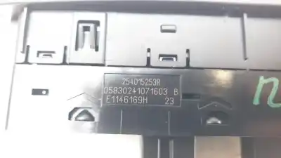 Peça sobressalente para automóvel em segunda mão botão / interruptor elevador vidro dianteiro esquerdo por renault megane iv fastback (b9a/m/n_) 1.5 dci 110 (b9a3) referências oem iam 254015253r  