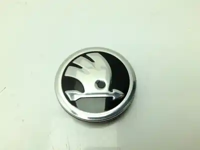 Peça sobressalente para automóvel em segunda mão tampa de jante por skoda kamiq (nw4) 1.0 tsi referências oem iam 5e0601151