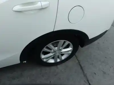 Автозапчастина б/у амортизатор задній лівий для ssangyong xlv suv e-xgi 160 посилання на oem iam 4530135500