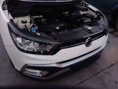 Автозапчастина б/у електро вентилятор для ssangyong xlv suv e-xgi 160 посилання на oem iam 2132035100