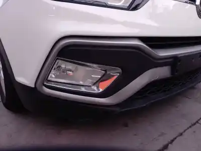 Автозапчастина б/у правий протитуман для ssangyong xlv suv e-xgi 160 посилання на oem iam 8320235500