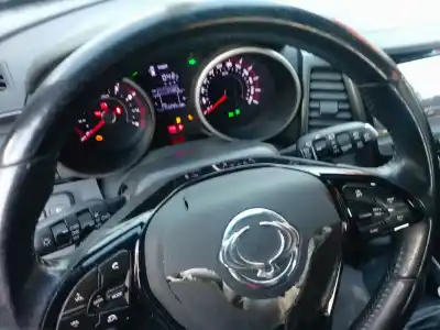 Автозапчастина б/у многофункційне управління для ssangyong xlv suv e-xgi 160 посилання на oem iam 8591035300