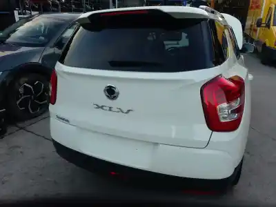 Автозапчастина б/у зовнішня ручка ворот для ssangyong xlv suv e-xgi 160 посилання на oem iam 8522035000