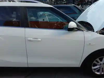 Автозапчастина б/у передні праві двері для ssangyong xlv suv e-xgi 160 посилання на oem iam 6202135004