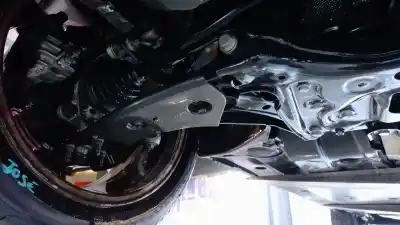 Автозапчасти б/у ПЕРЕДНИЙ ПРАВЫЙ НИЖНИЙ РЫЧАГ ПОДВЕСКИ за SEAT LEON SPORTSTOURER (KL8)  ссылки OEM IAM 5WA407152A  