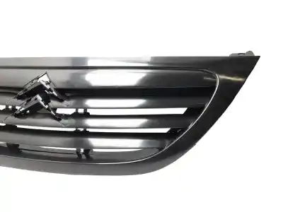 Second-hand car spare part front grille for citroen c3 1.4 16v oem iam references 7804l0 107072405 , ci3202001 , 5141500 107072405