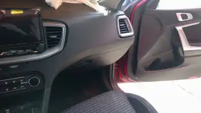 Second-hand car spare part GLOVE COMPARTMENT for KIA XCEED  OEM IAM references 84510J7000WK  