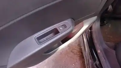 Peça sobressalente para automóvel em segunda mão botão / interruptor elevador vidro traseiro esquerdo por renault clio v referências oem iam 254218388r