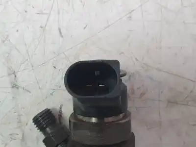 Peça sobressalente para automóvel em segunda mão injetor por bmw x1 (e84) sdrive 18 d referências oem iam 779844605  0445110289