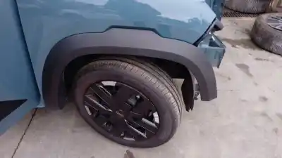 Peça sobressalente para automóvel em segunda mão aba do guarda-lamas dianteiro direito por dacia spring electric comfort 44 cv / 33 kw referências oem iam 638122625r