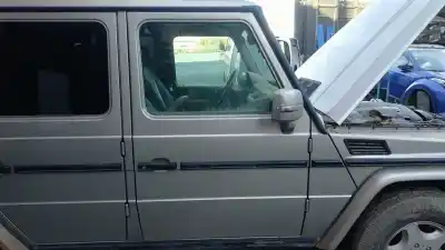 Peça sobressalente para automóvel em segunda mão porta dianteira direita por mercedes-benz clase g (w463) g 270 cdi (463.322, 463.323) referências oem iam 4637206005