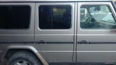 Peça sobressalente para automóvel em segunda mão porta do automóvel traseira direita por mercedes-benz clase g (w463) g 270 cdi (463.322, 463.323) referências oem iam 4637304405