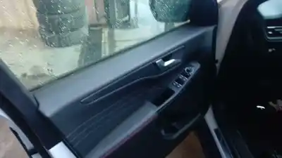 Peça sobressalente para automóvel em segunda mão elevador de vidros dianteira esquerda por ford kuga iii (dfk) 2.5 duratec plug-in-hybrid referências oem iam 2682154