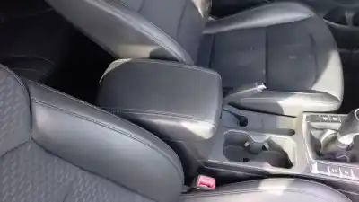 Peça sobressalente para automóvel em segunda mão apoio de braço consola central por ssangyong korando (c300) 1.5 referências oem iam 7792037000lbh