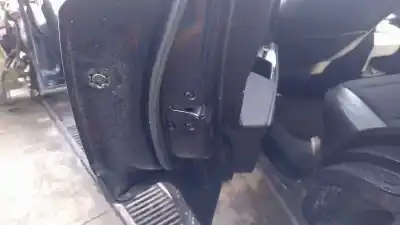 Peça sobressalente para automóvel em segunda mão fechadura da porta traseira esquerda por ssangyong korando (c300) 1.5 referências oem iam 7131037000