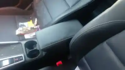 Peça sobressalente para automóvel em segunda mão Apoio De Braço Consola Central por MG ZS 1.5 Hybrid+ Referências OEM IAM 11583819  