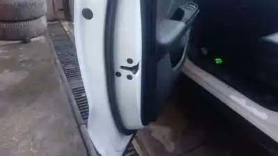 Peça sobressalente para automóvel em segunda mão fechadura da porta dianteira esquerda por mg zs 1.5 hybrid+ referências oem iam 11095994