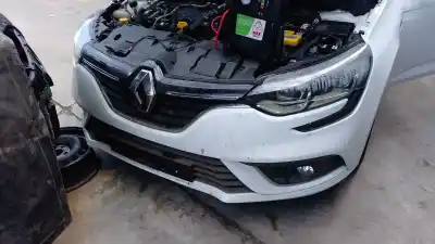 Peça sobressalente para automóvel em segunda mão RADIADOR DE ÁGUA por RENAULT MEGANE IV FASTBACK (B9A/M/N_) 1.5 BLUE DCI 115 (B9A6) Referências OEM IAM 214102845R  