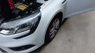 Peça sobressalente para automóvel em segunda mão TRANSMISSÃO DIANTEIRA ESQUERDA por RENAULT MEGANE IV FASTBACK (B9A/M/N_) 1.5 BLUE DCI 115 (B9A6) Referências OEM IAM 391016905R  