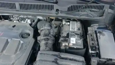 Gebrauchtes Autoersatzteil BREMSPUMPE Hauptbremszylinder zum VOLKSWAGEN TOURAN (5T1) 2.0 TDI OEM-IAM-Referenzen 5Q1614019Q  