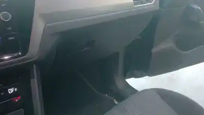 Second-hand car spare part GLOVE COMPARTMENT for VOLKSWAGEN TOURAN (5T1) 2.0 TDI OEM IAM references 5TB857101B  