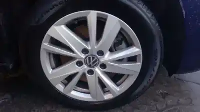 Pezzo di ricambio per auto di seconda mano Cerchione in lega per VOLKSWAGEN TOURAN (5T1) 2.0 TDI Riferimenti OEM IAM 5TA601025Q  