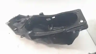 Pezzo di ricambio per auto di seconda mano VANO PORTAOGGETTI SOTTO IL SEDILE per YAMAHA TMAX TMAX Riferimenti OEM IAM BBW2473R0000  