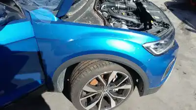 Peça sobressalente para automóvel em segunda mão GUARDA-LAMAS DIANTEIRO DIREITO por VOLKSWAGEN T-ROC (A11, D11) 1.0 TSI Referências OEM IAM 2GA821022  
