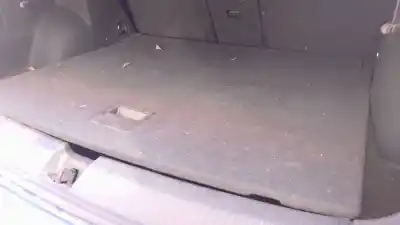 Pezzo di ricambio per auto di seconda mano TAPPEZZERIE PER BAULE per VOLKSWAGEN T-ROC (A11, D11) 1.0 TSI Riferimenti OEM IAM 2GA858855  