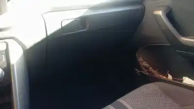 Tweedehands auto-onderdeel handschoenenkastje voor volkswagen t-roc (a11, d11) 1.0 tsi oem iam-referenties 2ga85709782v