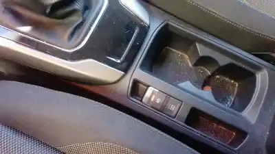 Tweedehands auto-onderdeel handremhendel voor volkswagen t-roc (a11, d11) 1.0 tsi oem iam-referenties 2ga927225a