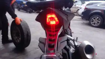 İkinci el araba yedek parçası orta kuyruk lambasi için honda cb 1000 sp oem iam referansları 33701mlld01