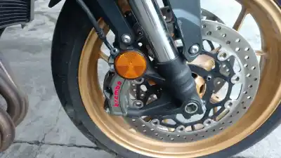 İkinci el araba yedek parçası ön sag fren kaliper için honda cb 1000 sp oem iam referansları 45250mkrd31