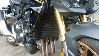 Peça sobressalente para automóvel em segunda mão RADIADOR DE ÁGUA por HONDA CB 1000 SP  Referências OEM IAM 19010MLLD01  