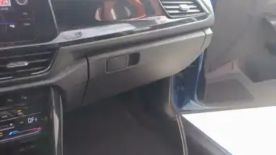 İkinci el araba yedek parçası ISITMA FANI için VOLKSWAGEN T-ROC (A11, D11) 1.0 TSI OEM IAM referansları 5Q1819021H  