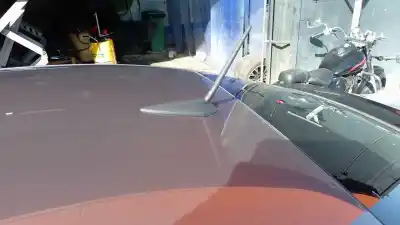 Pièce détachée automobile d'occasion ANTENNE pour CITROEN C4 III (BA_, BB_, BC_) 1.2 PURETECH 130 (BAHNSA, BAHNSB) Références OEM IAM 98512735XT  