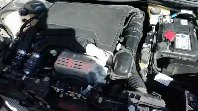 İkinci el araba yedek parçası MOTOR ÇALISIYOR için CITROEN C4 III (BA_, BB_, BC_) 1.2 PURETECH 130 (BAHNSA, BAHNSB) OEM IAM referansları 9830507480  
