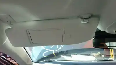 Peça sobressalente para automóvel em segunda mão PÁRA-SOL ESQUERDO por CITROEN C4 III (BA_, BB_, BC_) 1.2 PURETECH 130 (BAHNSA, BAHNSB) Referências OEM IAM 96738898UW  