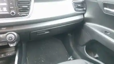 Peça sobressalente para automóvel em segunda mão PORTA LUVAS por KIA RIO IV (YB, SC, FB) 1.25 Referências OEM IAM 84510H8000WK  