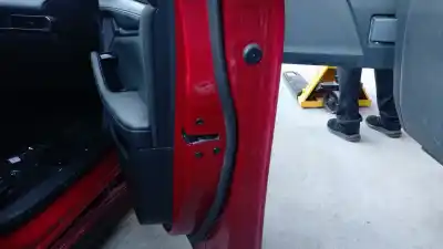 Second-hand car spare part front right door lock for mazda 3 sedán 2.5 e-skyactiv-g oem iam references bdmc58310c