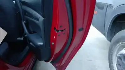 Second-hand car spare part rear right door lock for mazda 3 sedán 2.5 e-skyactiv-g oem iam references bdmc72310c